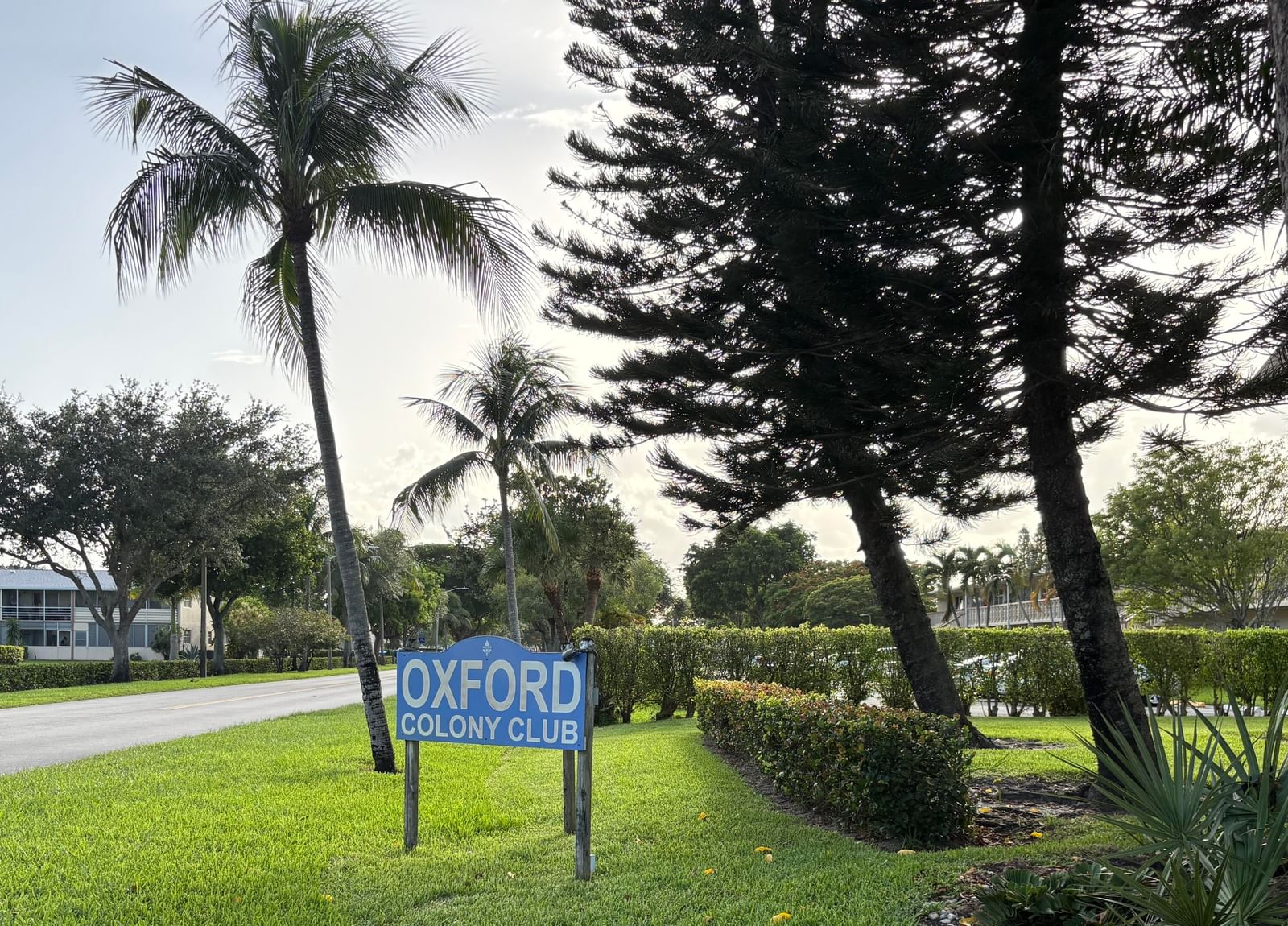 209 OXFORD 200, West Palm Beach, FL 33417 photo 2