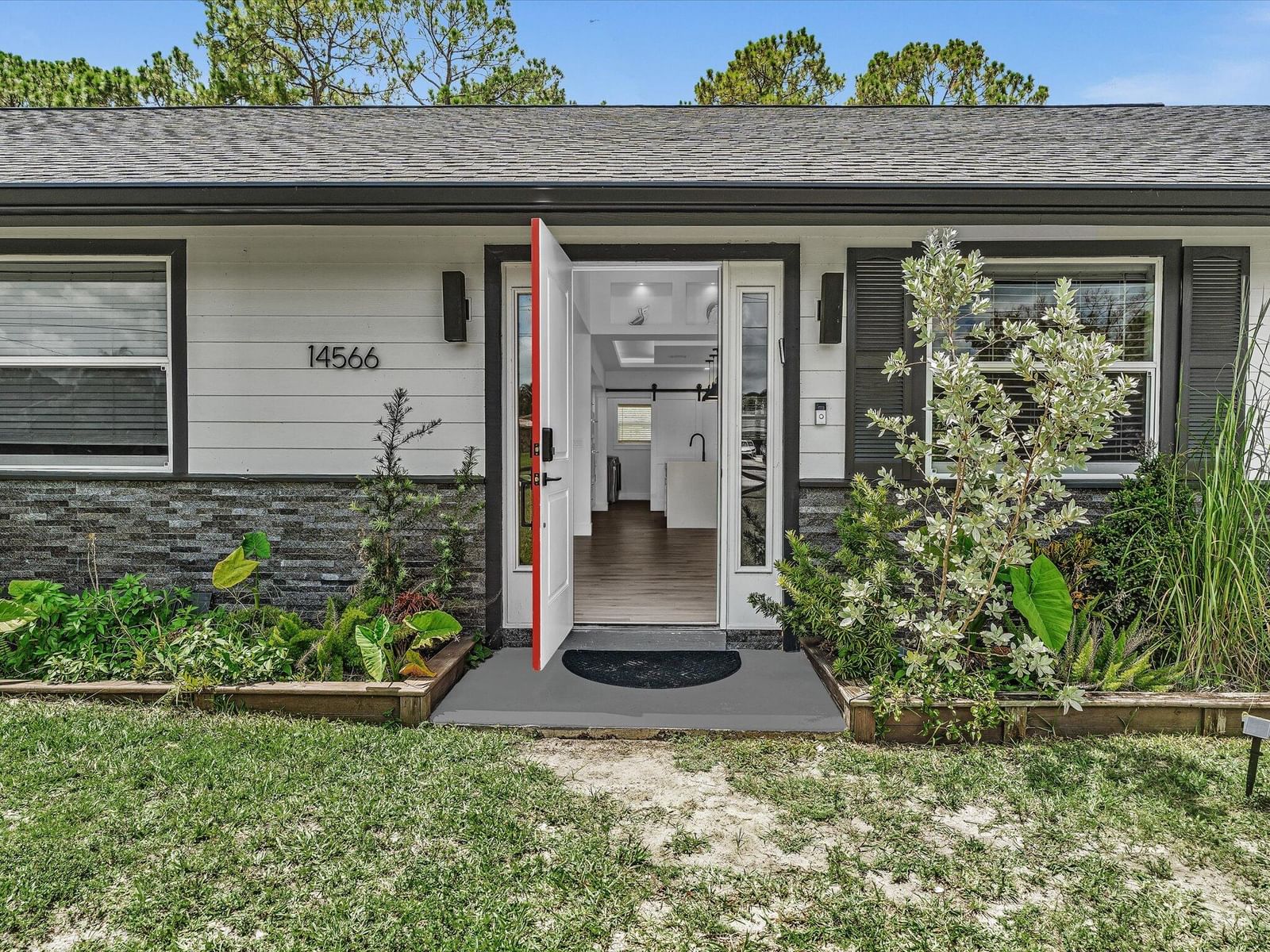 14566 TEMPLE Boulevard, The Acreage, FL 33470 photo 5
