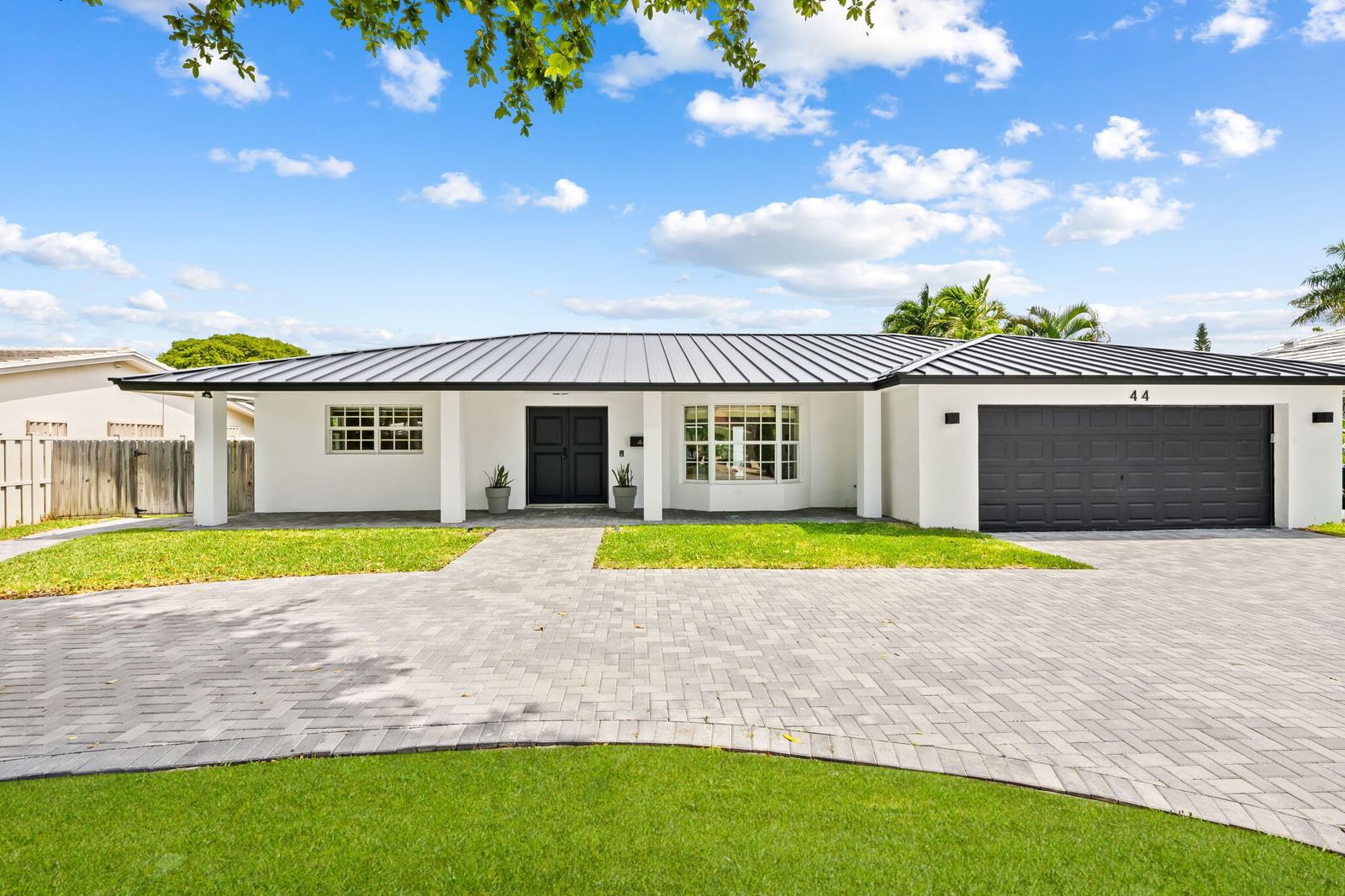 44 FORT ROYAL Isle, Fort Lauderdale, FL 33308 photo 2