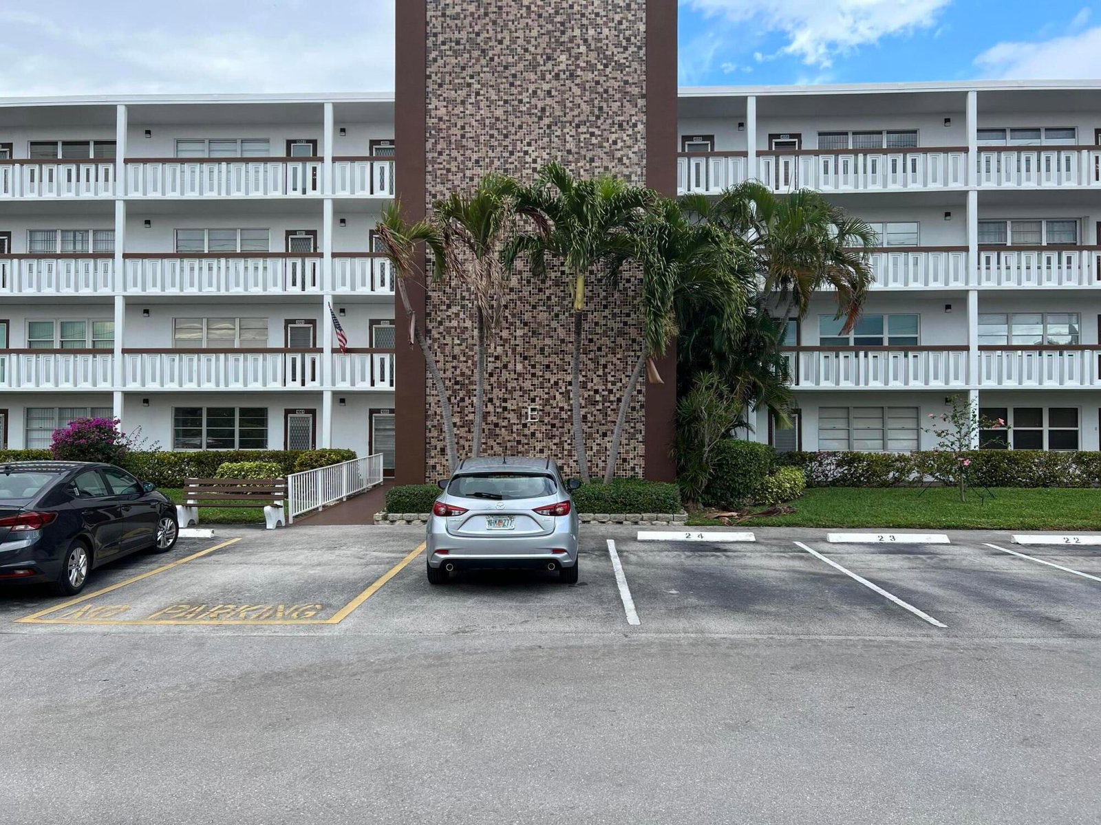 4053 HARWOOD E #4053, Deerfield Beach, FL 33442 photo 3