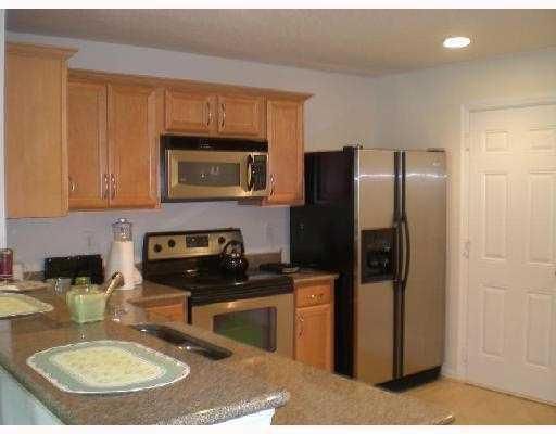 2072 SW Newport Isles Boulevard, Port St Lucie, FL 34953 photo 5