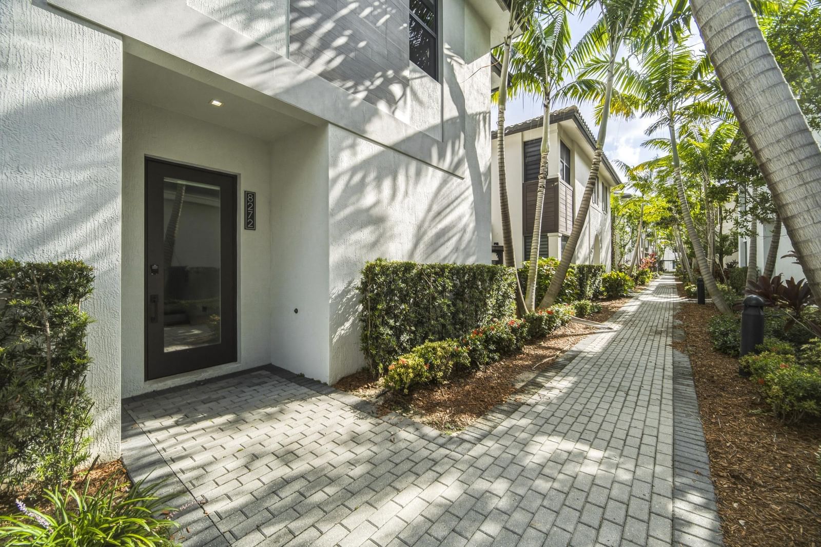 8272 NW 44th Terrace, Doral, FL 33166 photo 4