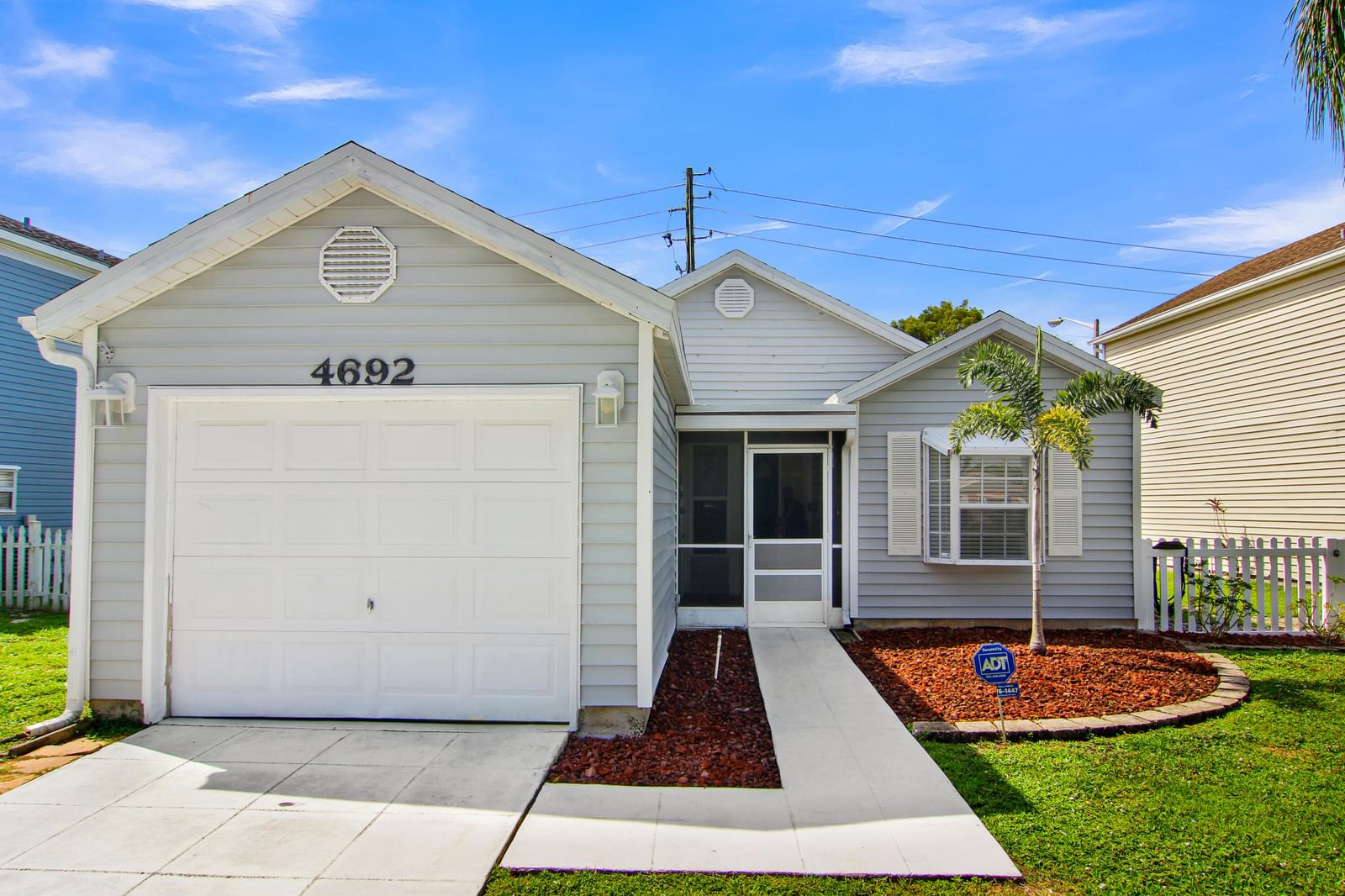 4692 LAKESIDE Circle, West Palm Beach, FL 33417 photo 2