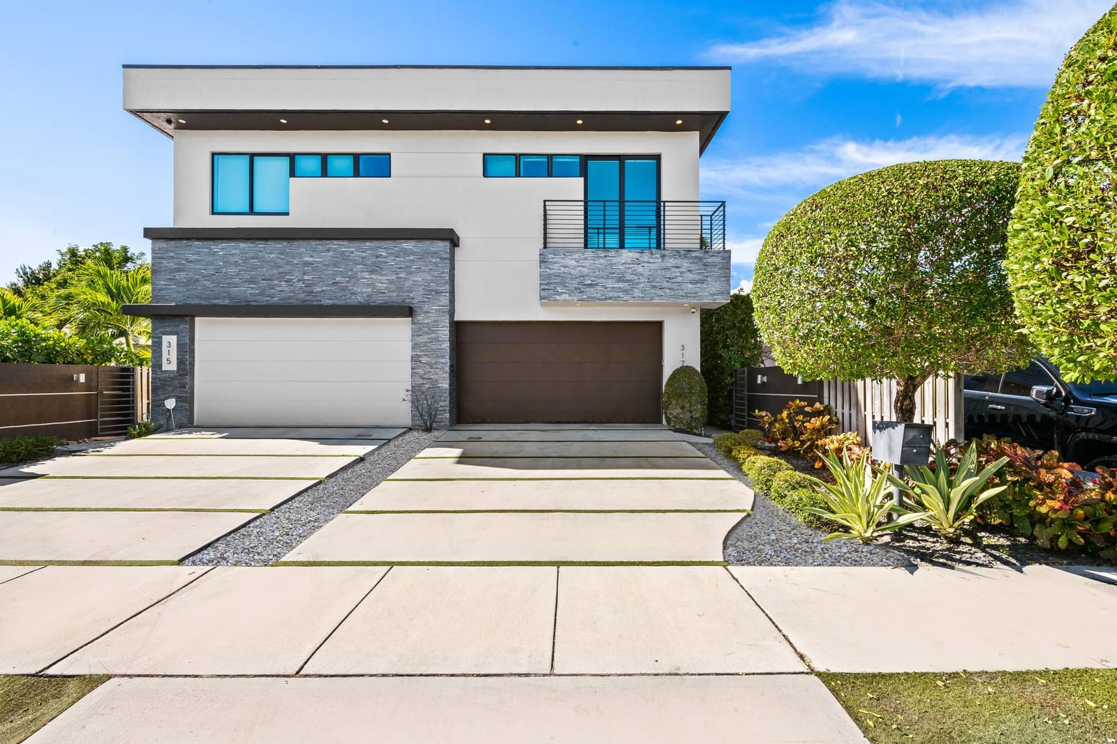 315 NE 15th Avenue, Fort Lauderdale, FL 33301 photo 2