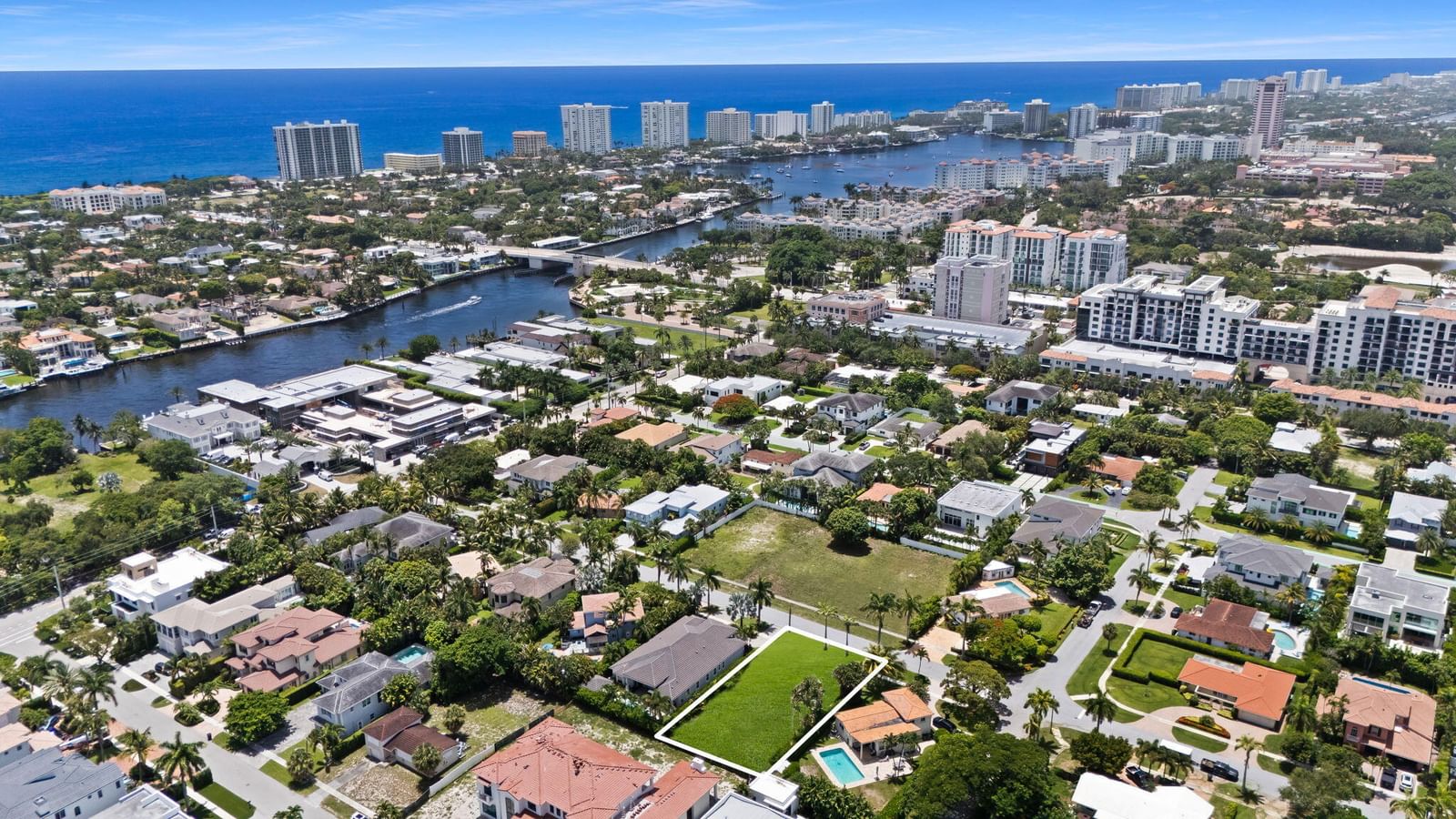 423 NE 3rd Street, Boca Raton, FL 33432 photo 2