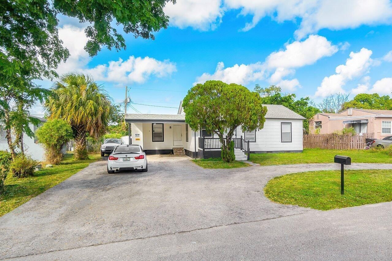 921 43RD Street, West Palm Beach, FL 33407 photo 4