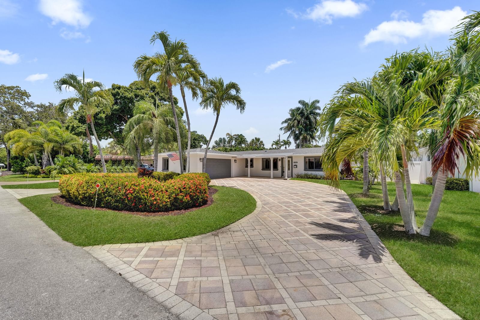 1745 NE 36TH Street, Oakland Park, FL 33334 photo 2