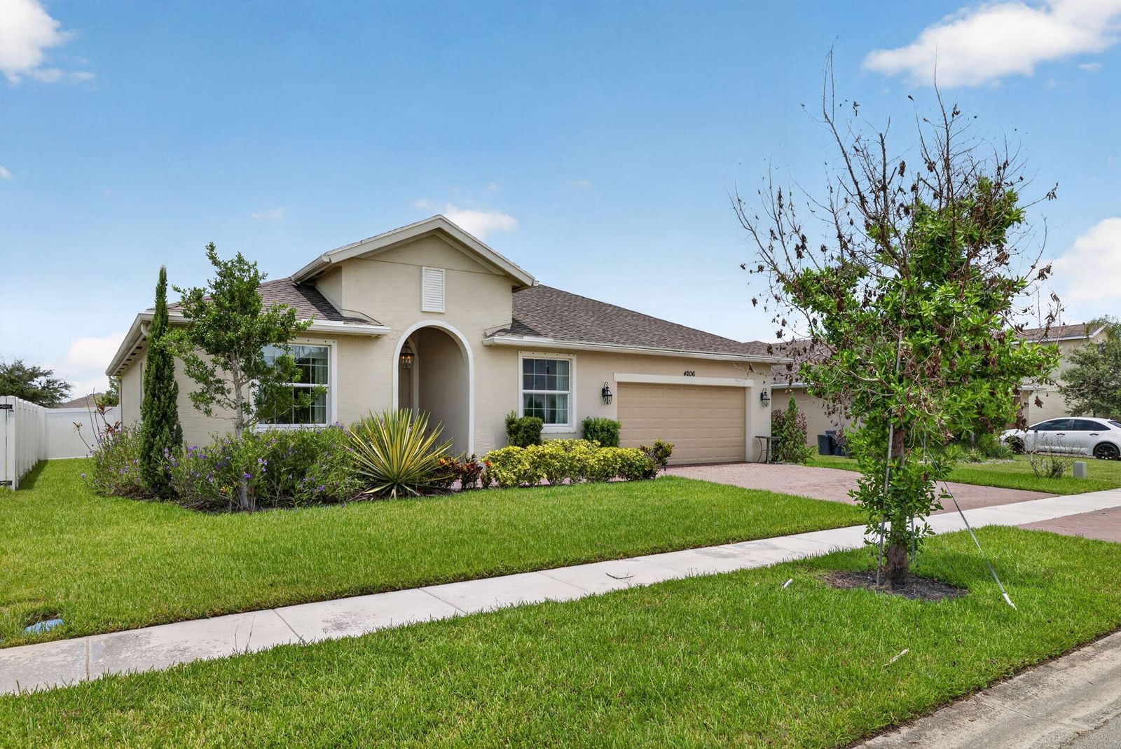 4206 BIRKDALE Drive, Fort Pierce, FL 34947 photo 3