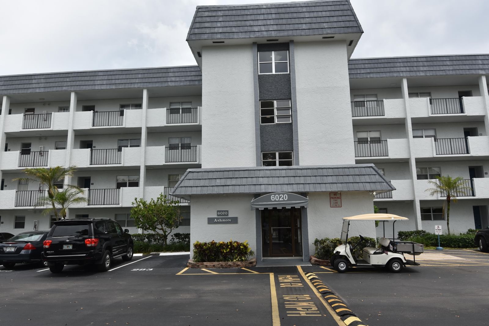 6020 NW 44th Street #304, Lauderhill, FL 33319 photo 2