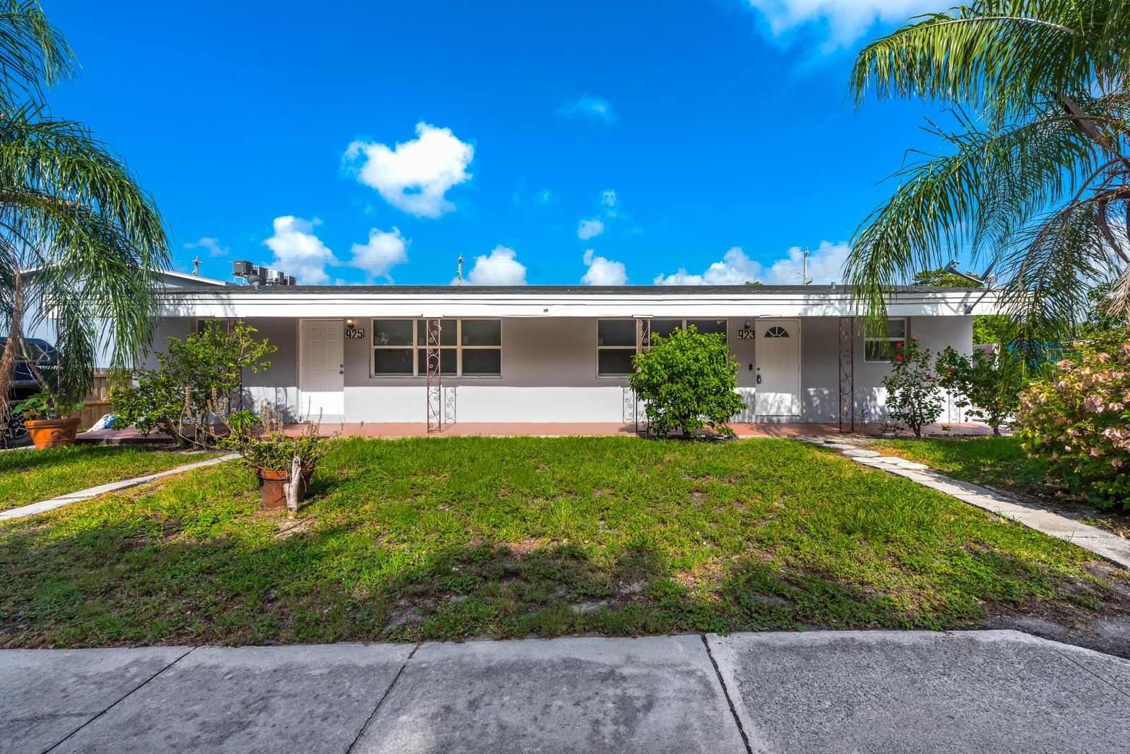 925 S Pine Street, Lake Worth, FL 33460 photo 2