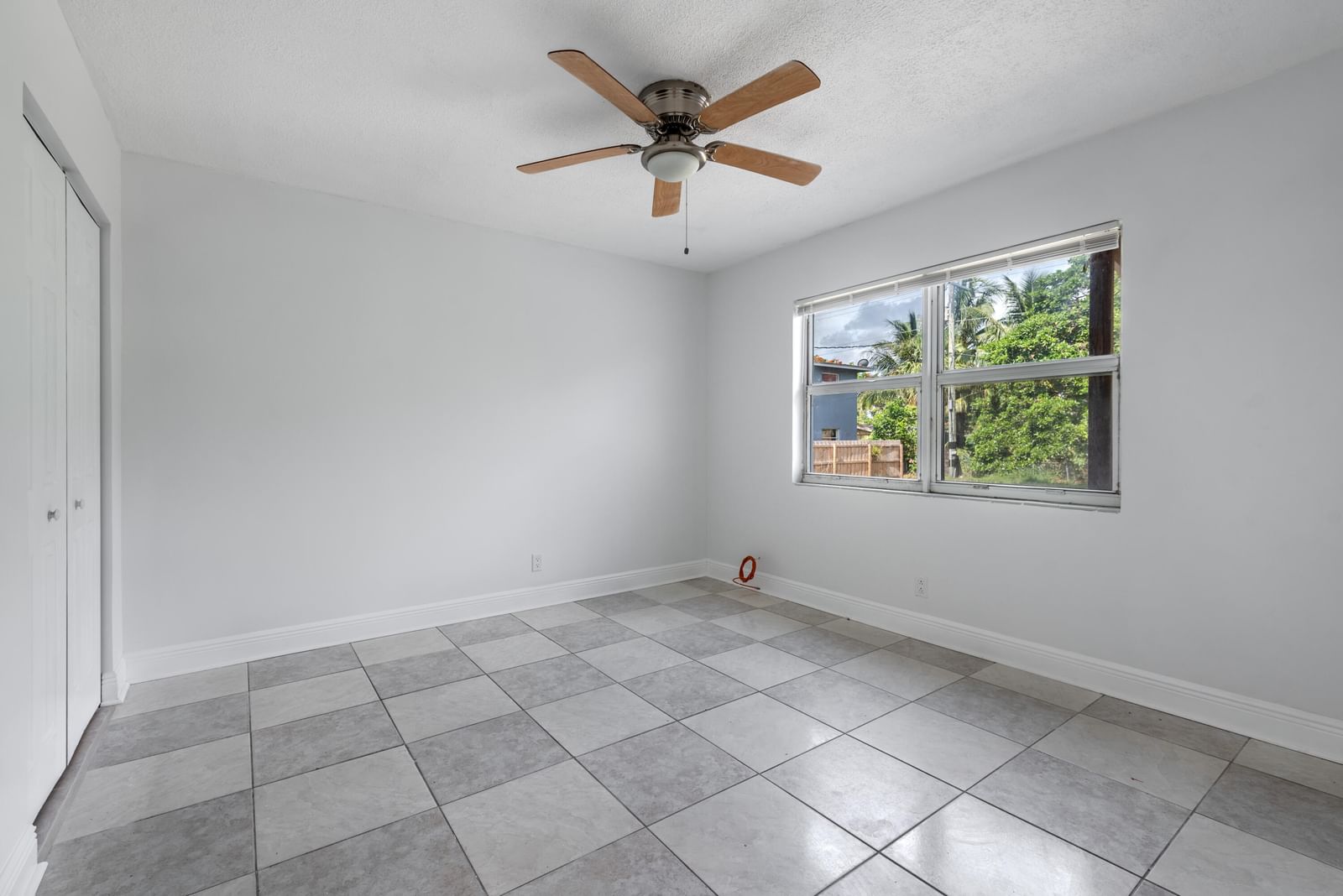 925 S Pine Street, Lake Worth, FL 33460 photo 5