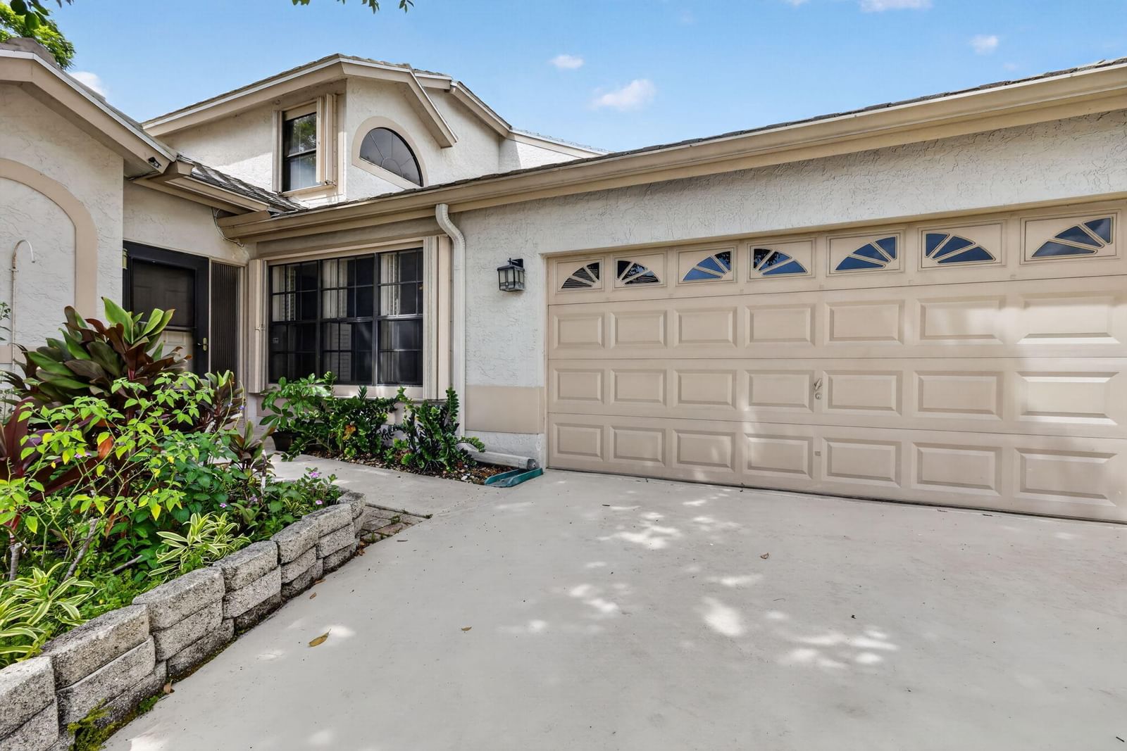 10940 Stafford Circle S, Boynton Beach, FL 33436 photo 2
