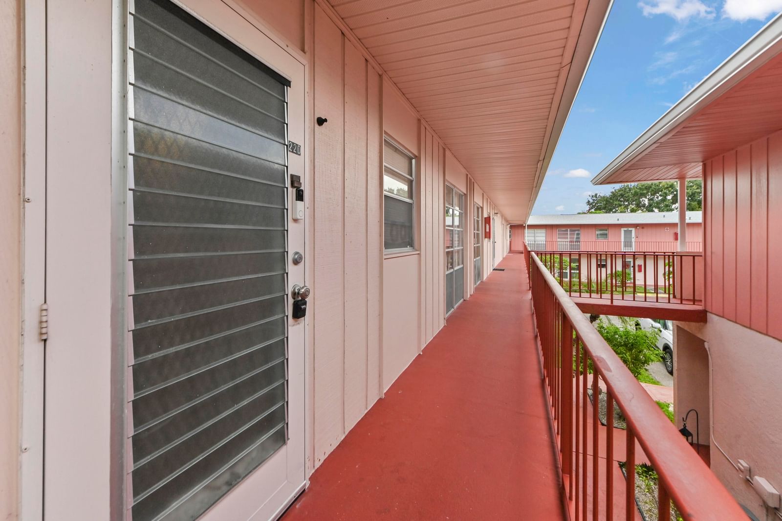 22 Golfs Edge D, West Palm Beach, FL 33417 photo 3