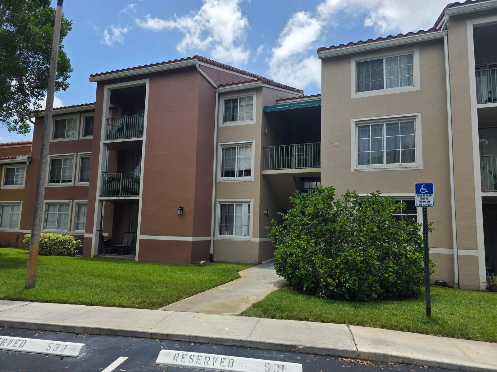 7824 SONOMA SPRINGS Circle #104, Lake Worth, FL 33463 photo 2