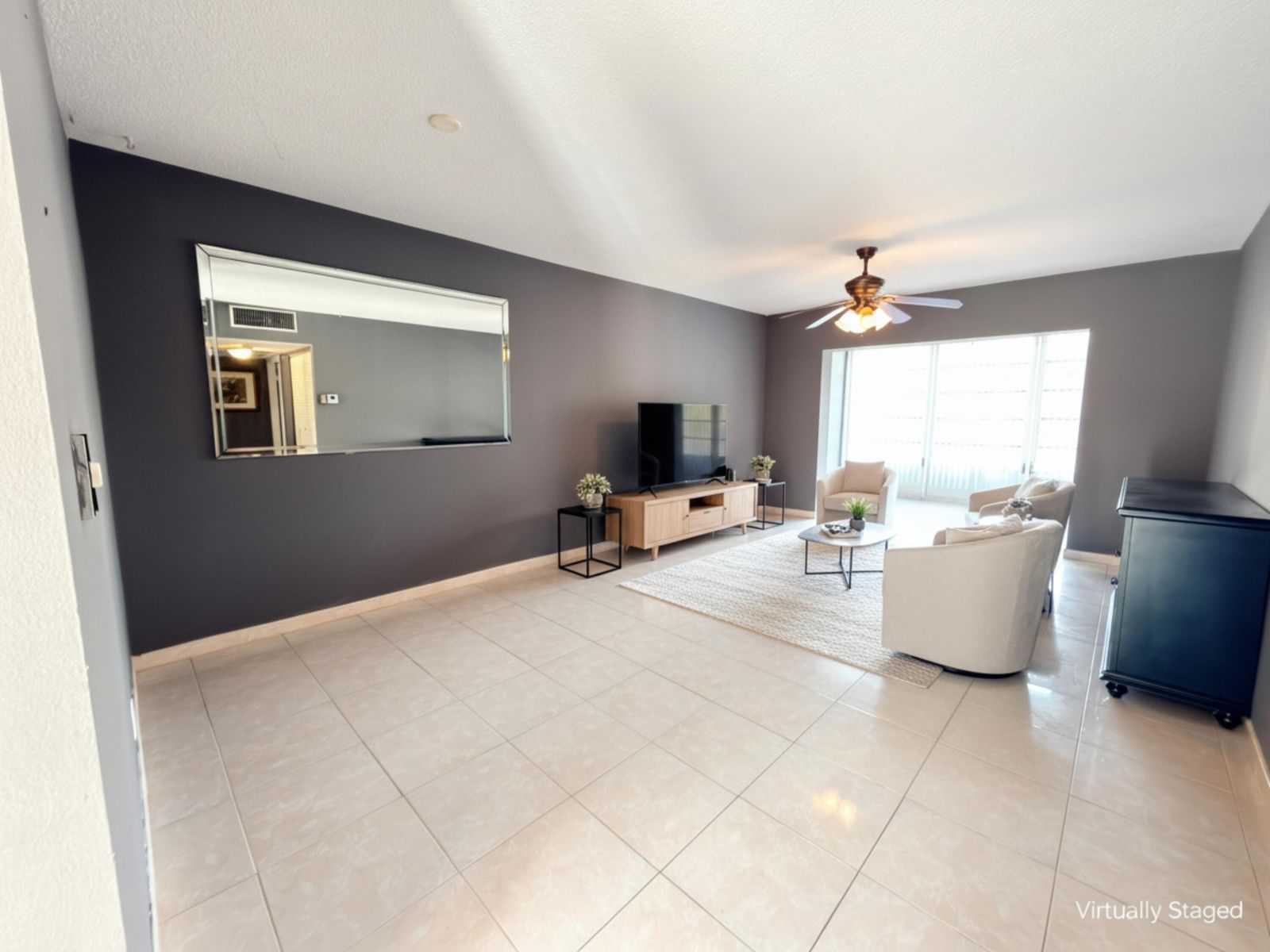 5041 W OAKLAND PARK Boulevard #111, Lauderdale Lakes, FL 33313 photo 2