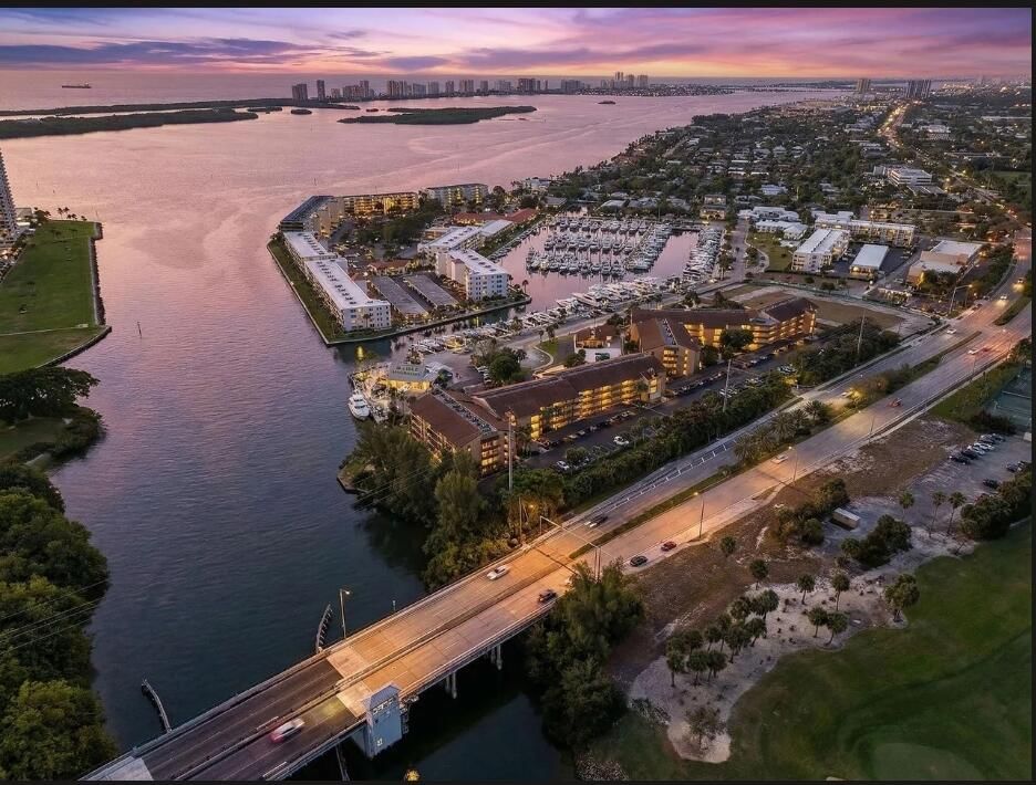 1036 US Highway 1 #121, North Palm Beach, FL 33408 photo 2
