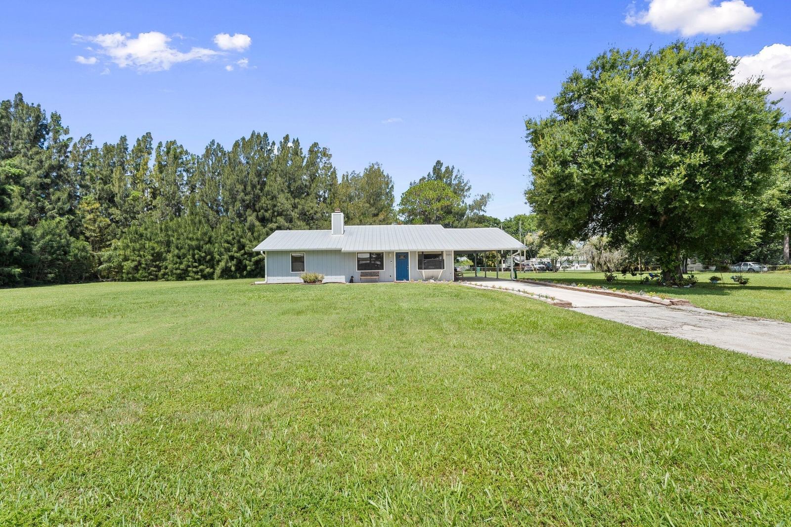 3201 LINDA VISTA AVE, Fort Pierce, FL 34982 photo 2