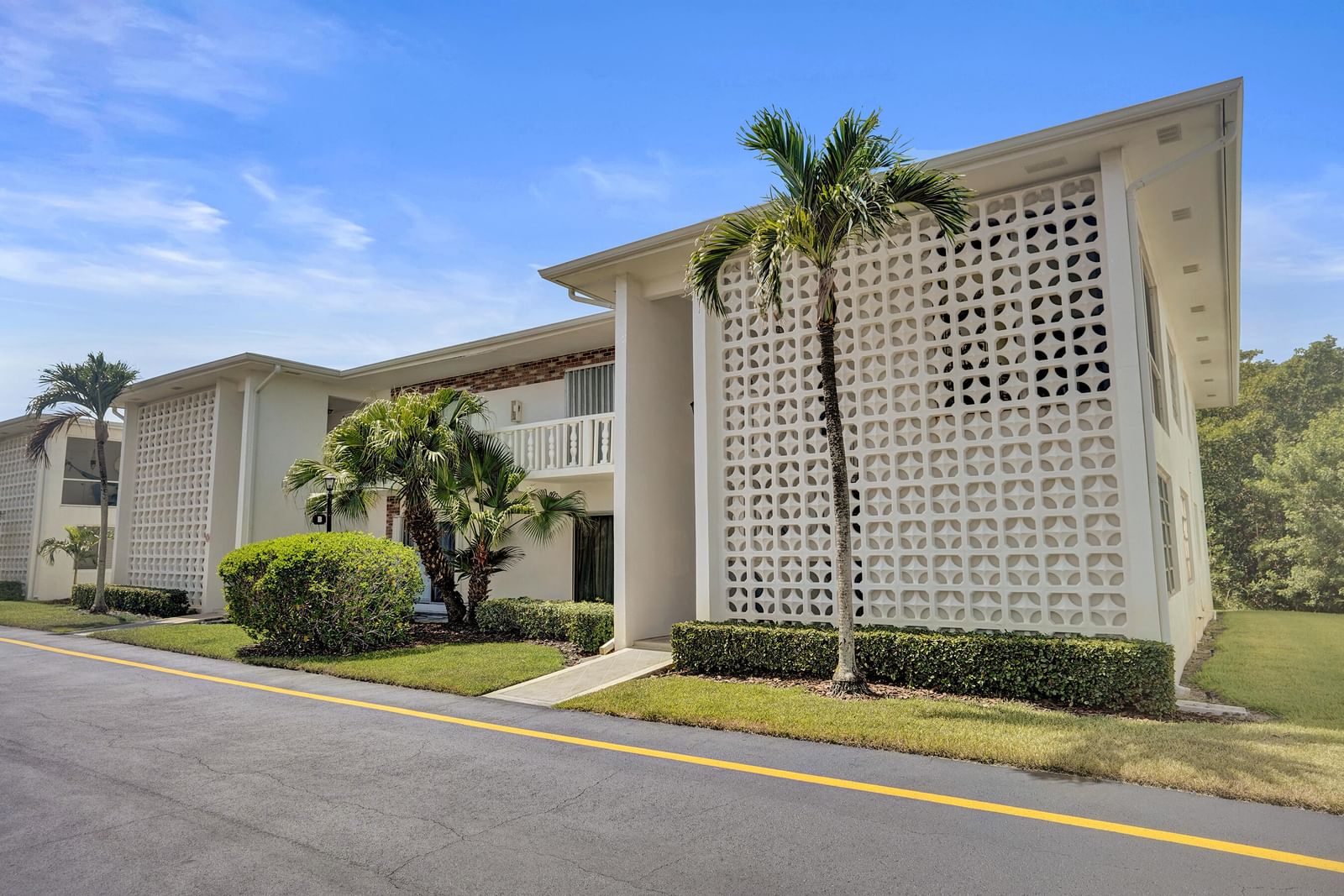 4501 S Ocean Boulevard #B3, South Palm Beach, FL 33480 photo 2