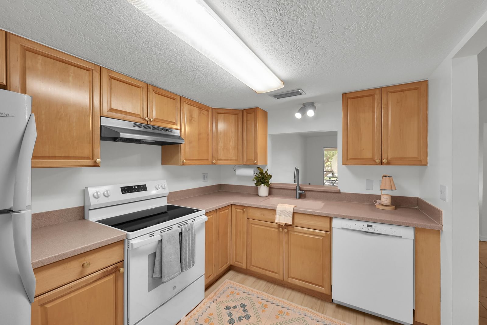 2302 Sunrise Boulevard #BLG 1, 209, Fort Pierce, FL 34982 photo 5