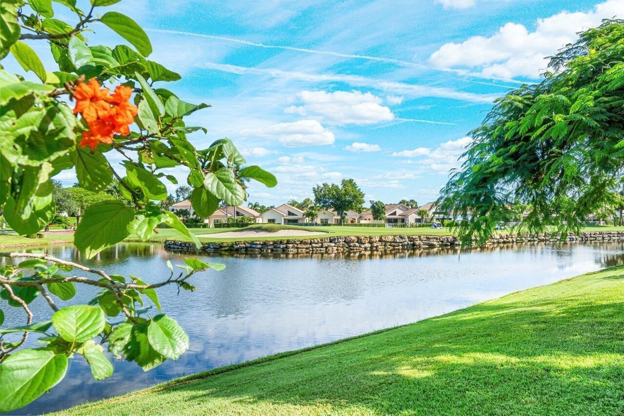 5208 Lake Catalina Drive N #D, Boca Raton, FL 33496 photo 2