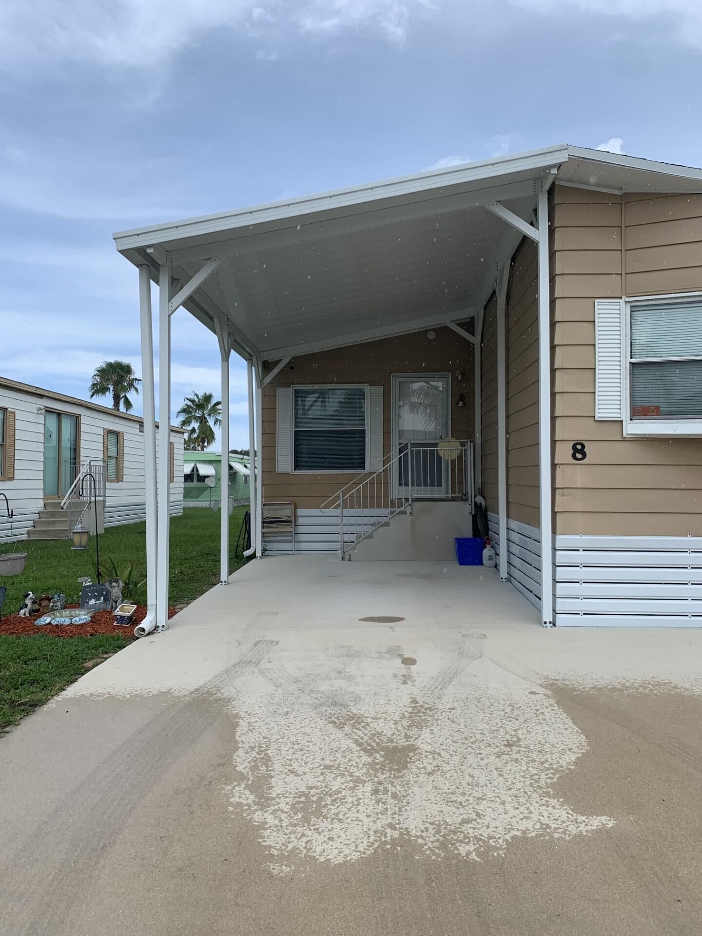 8 SE Hernando Lane, Port St Lucie, FL 34952 photo 2