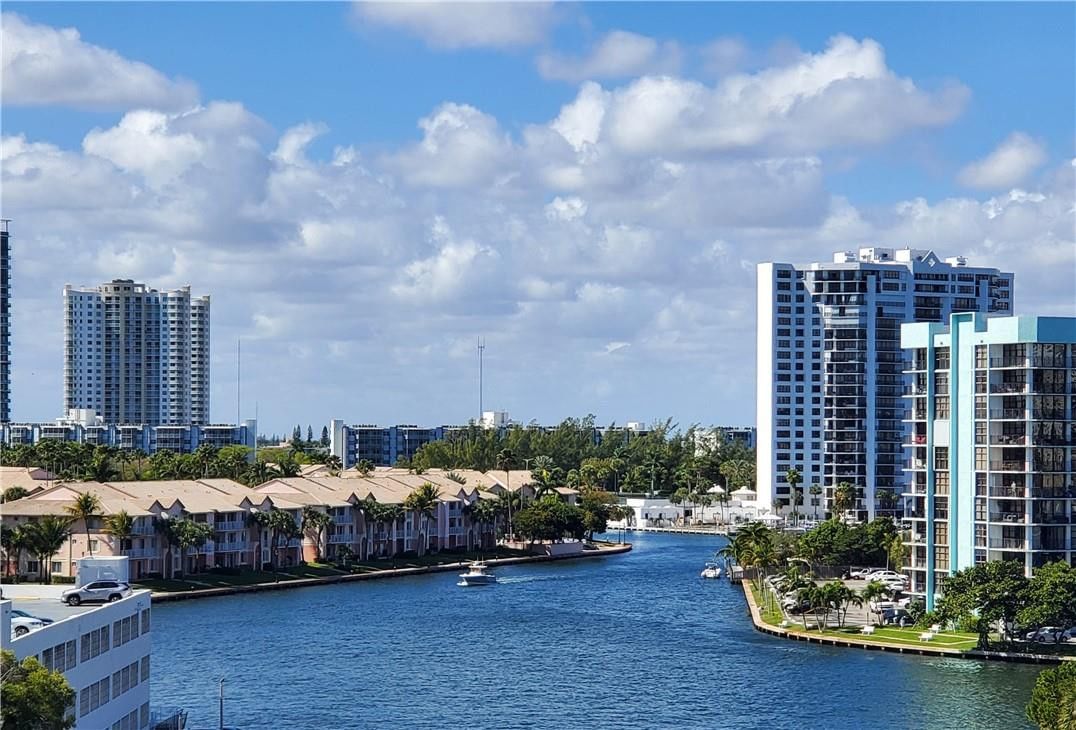 3725 S Ocean Drive #727, Hollywood, FL 33019 photo 2