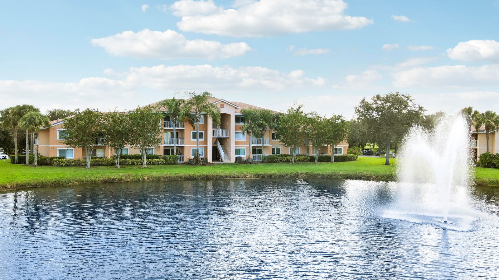 121 SW Palm Drive #306, Port St Lucie, FL 34986 photo 2