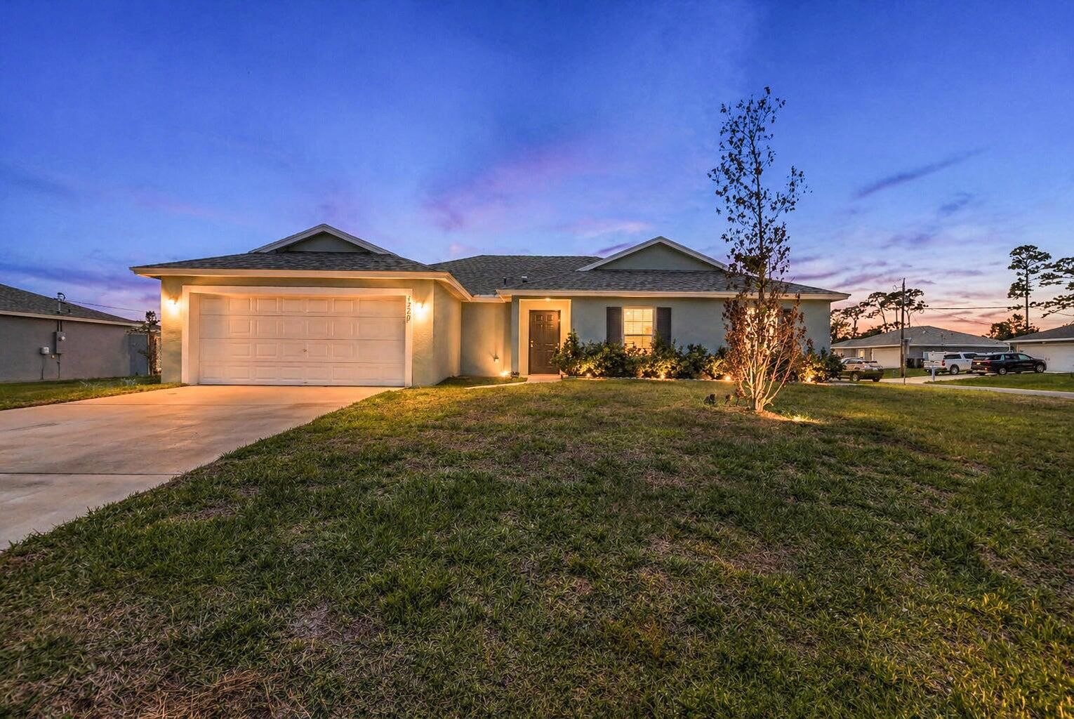 1220 SE NAVAJO Lane, Port St Lucie, FL 34983 photo 2