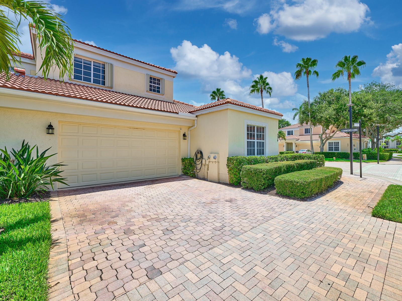 530 COMMONS Drive, Palm Beach Gardens, FL 33418 photo 3