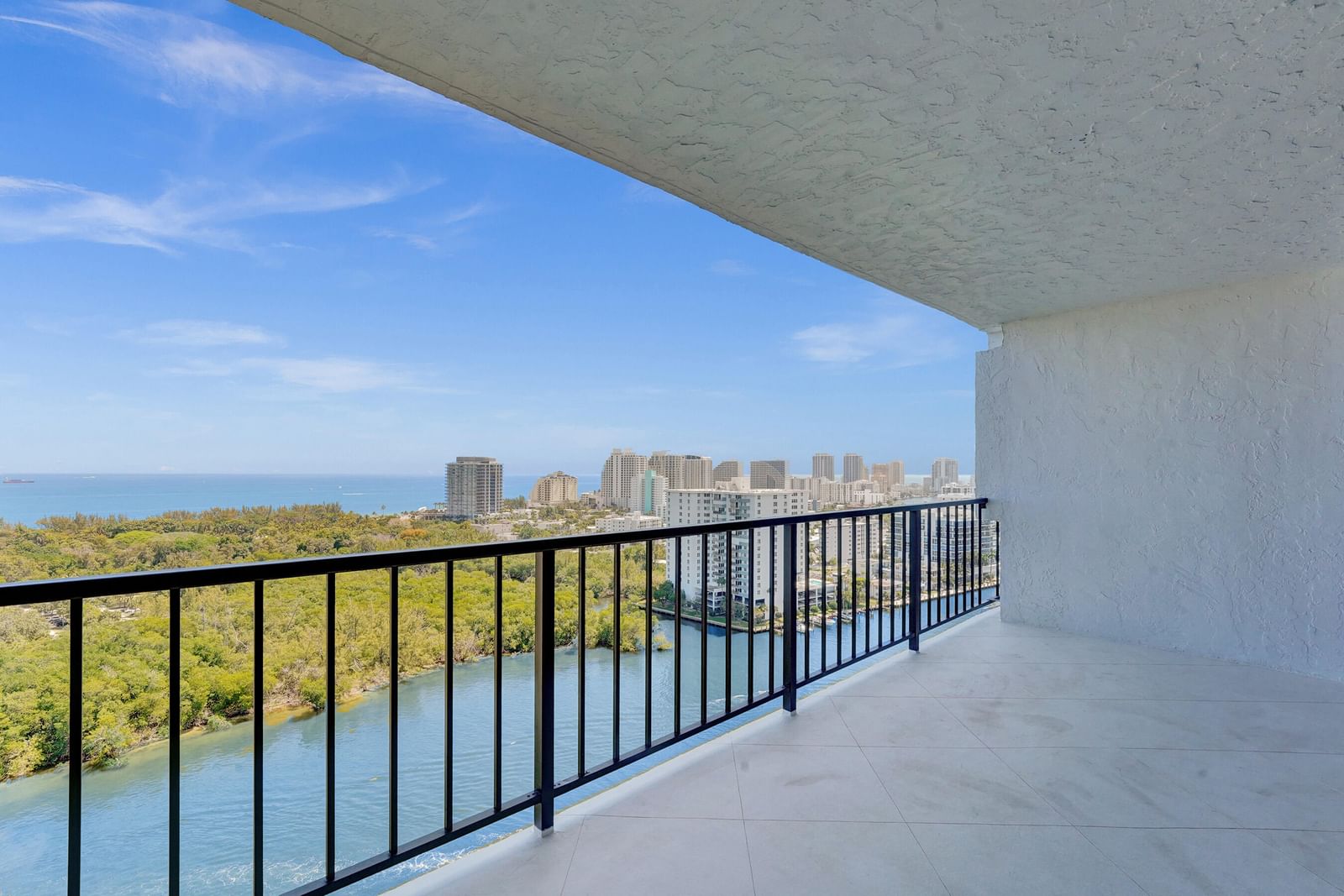 936 Intracoastal Drive #22F, Fort Lauderdale, FL 33304 photo 2