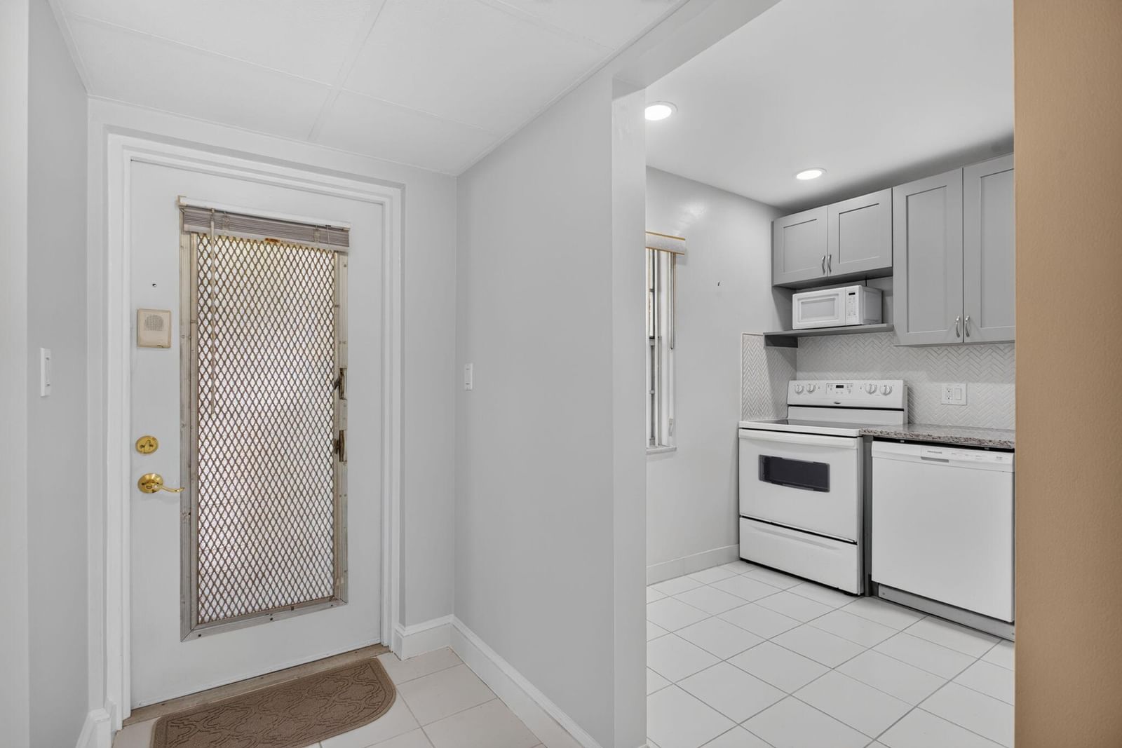 1030 Country Club Drive #205, Margate, FL 33063 photo 2