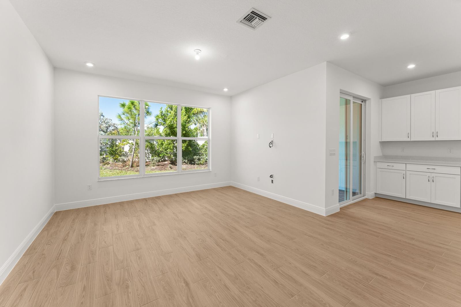 3636 NW SOLANGE Court, Jensen Beach, FL 34957 photo 4