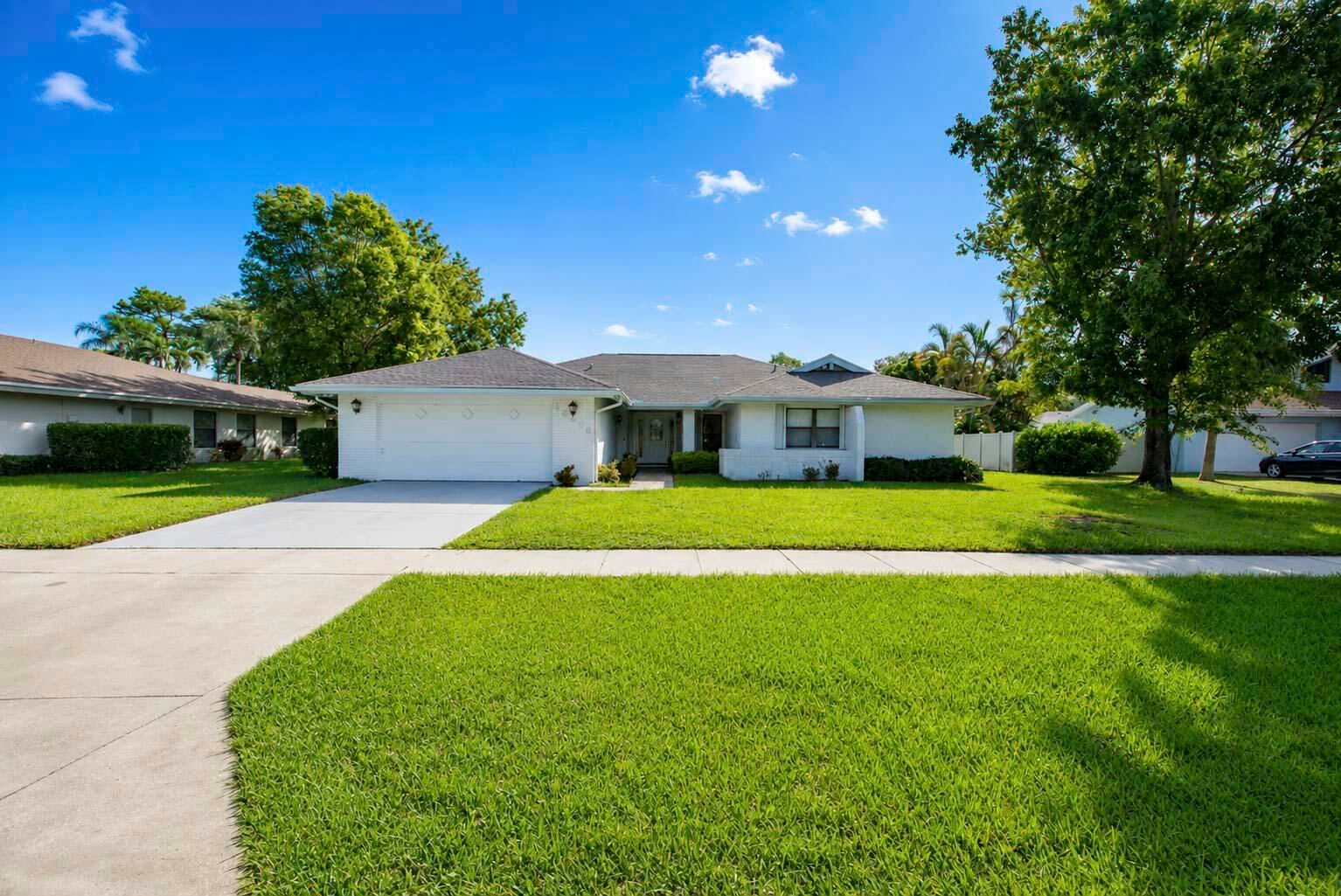 12403 Westhall Place, Wellington, FL 33414 photo 2