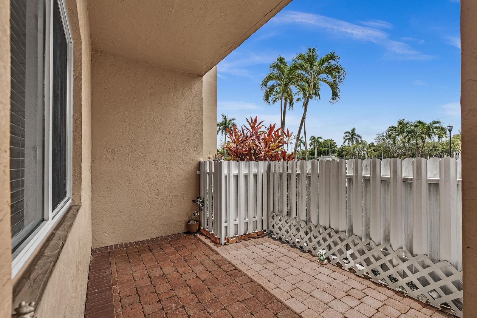 7647 SOUTHAMPTON Terrace #115, Tamarac, FL 33321 photo 4