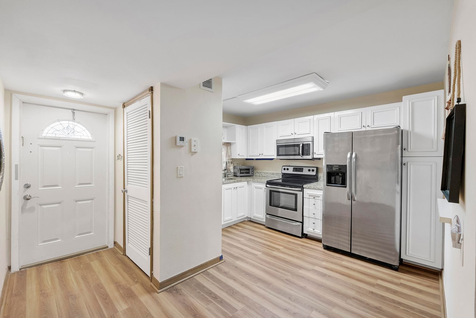 8990 S Hollybrook Boulevard #209, Pembroke Pines, FL 33025 photo 4