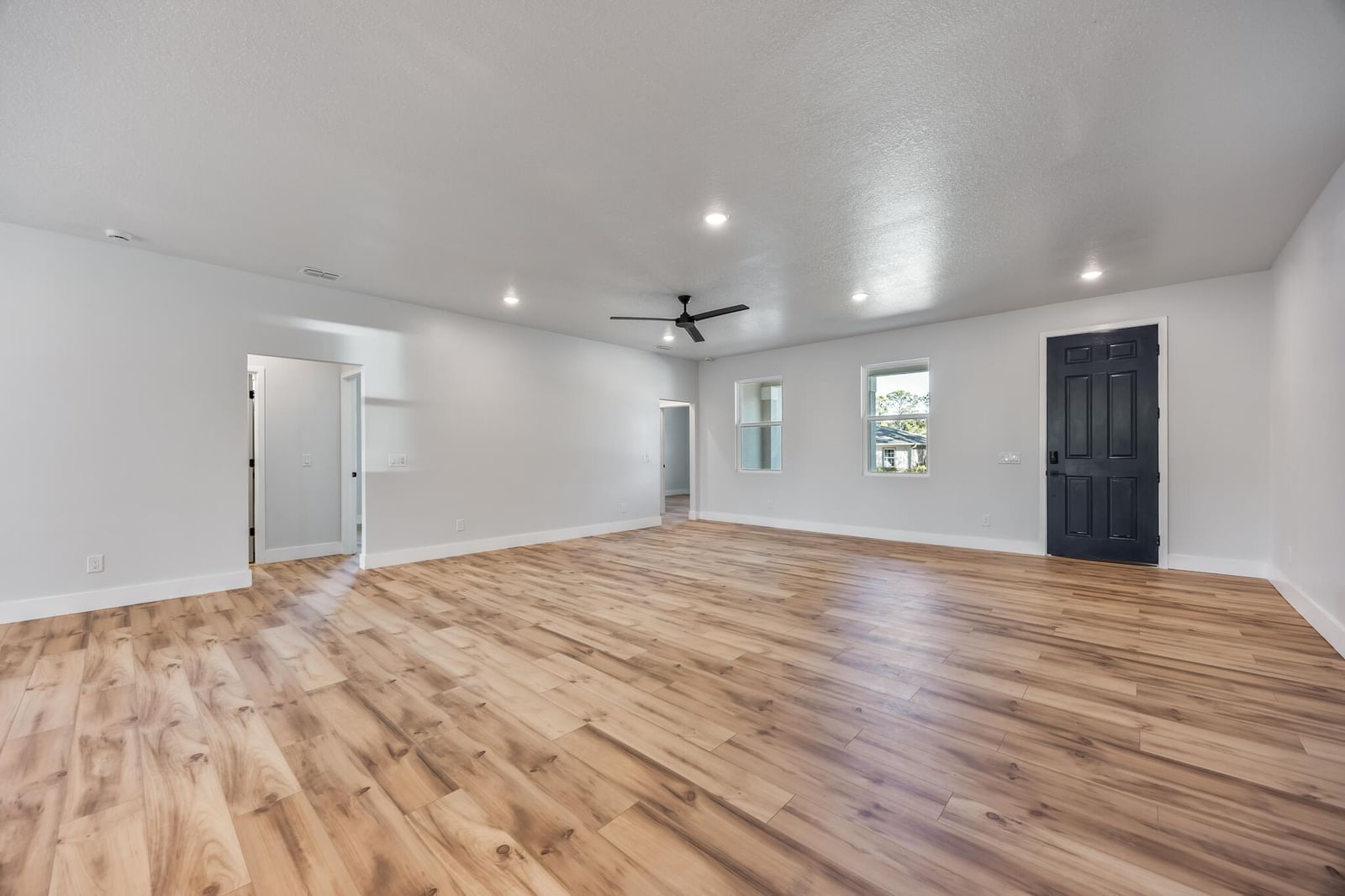 1254 HEITZMAN Avenue SW, Palm Bay, FL 32908 photo 3