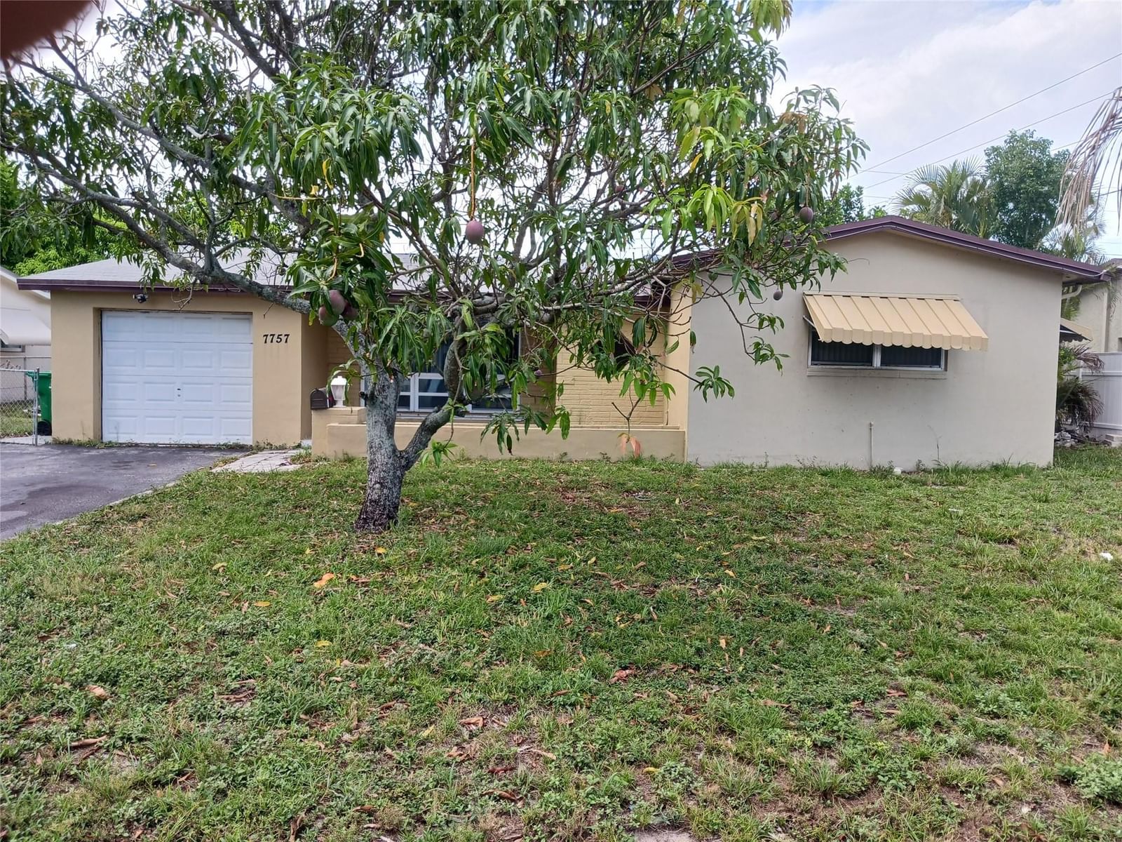 7757 SE EMBASSY Boulevard, Miramar, FL 33023 photo 3