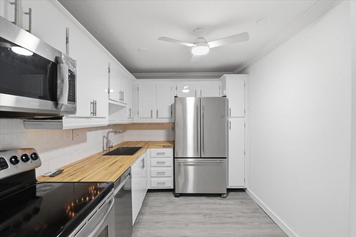 6301 N UNIVERSITY Drive #206, Tamarac, FL 33321 photo 5
