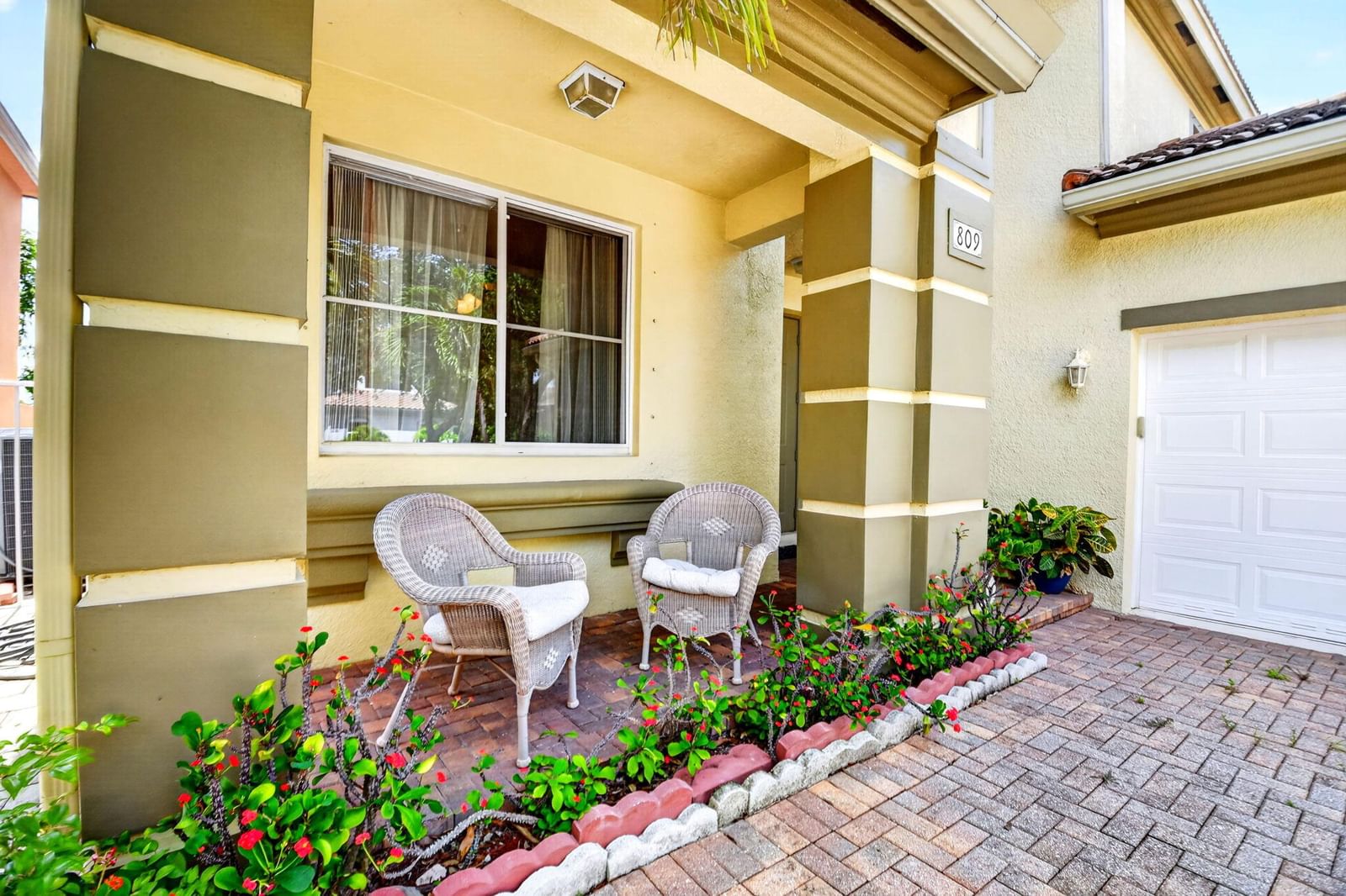 809 Triana Street, West Palm Beach, FL 33413 photo 5