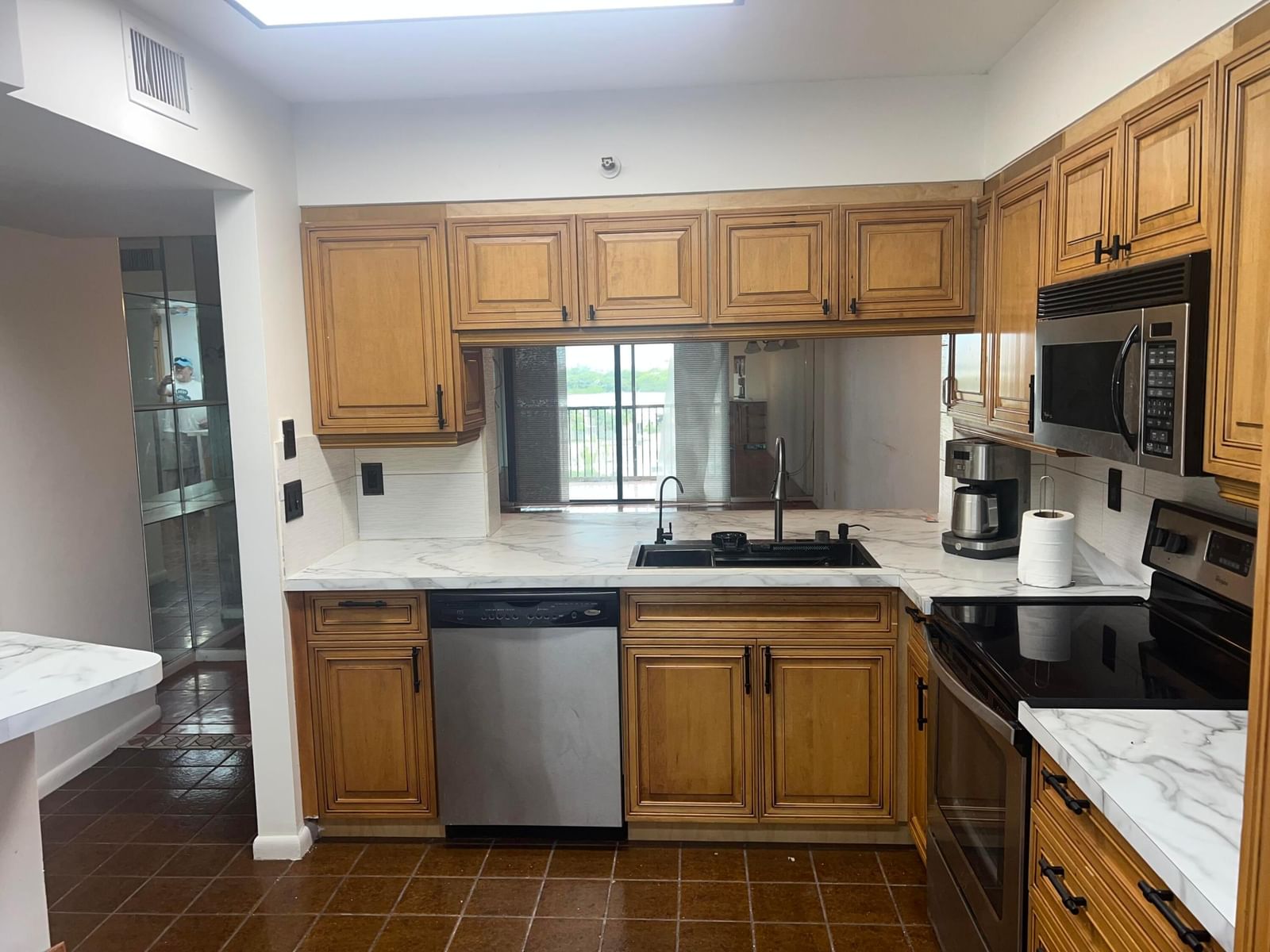 2202 S CYPRESS BEND Drive #801, Pompano Beach, FL 33069 photo 4