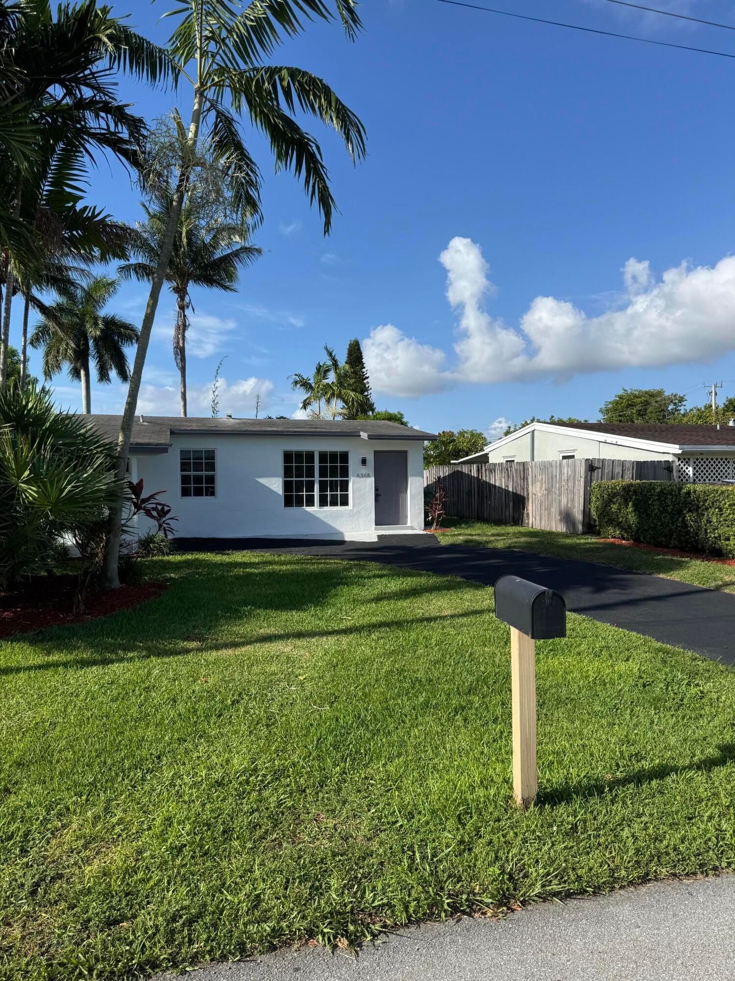 6368 NW 24th Court, Margate, FL 33063 photo 2