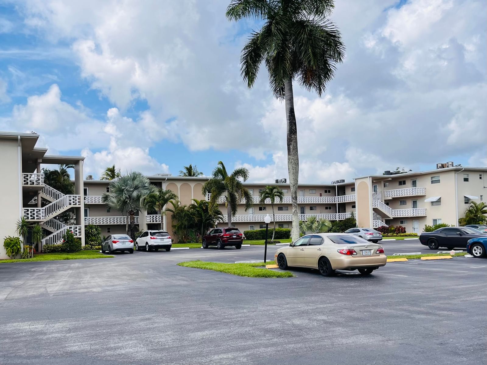 2812 S Garden Drive #206, Lake Worth, FL 33461 photo 2