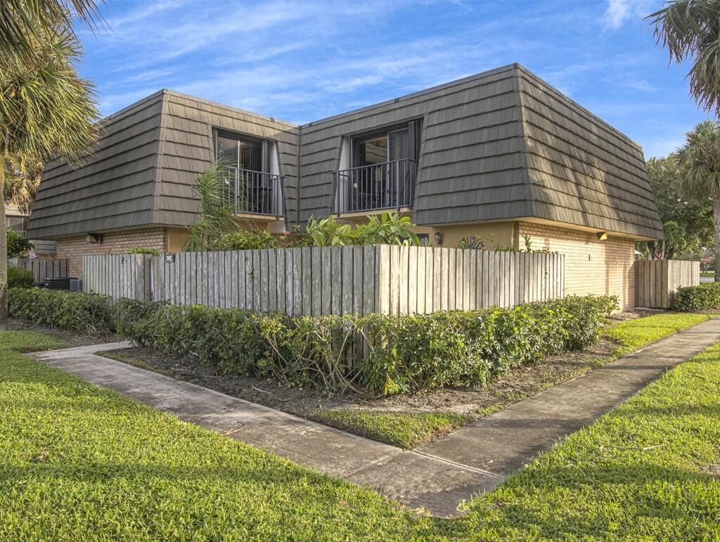 1010 10TH Way, West Palm Beach, FL 33407 photo 2