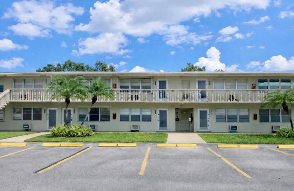 155 Sussex H, West Palm Beach, FL 33417 photo 3