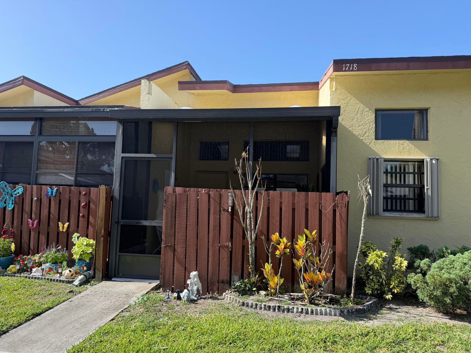 1718 W Sanderling Lane, Fort Pierce, FL 34982 photo 2