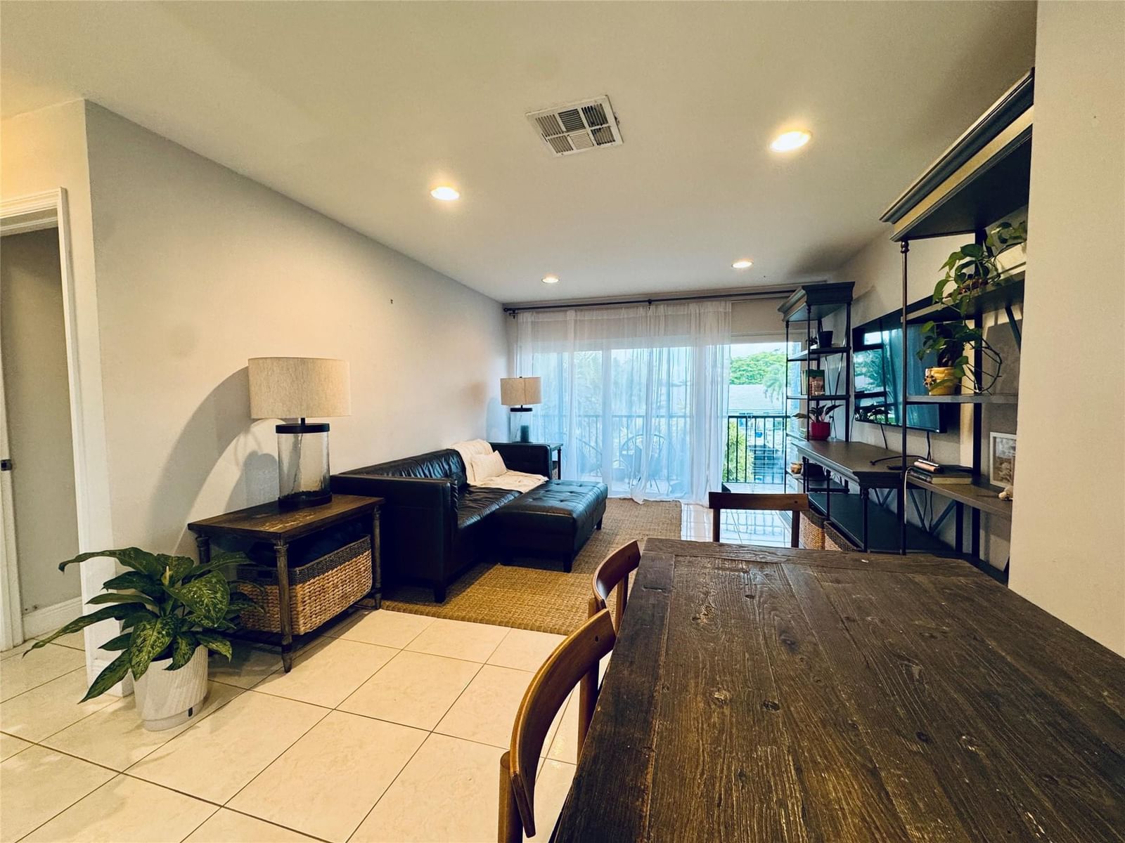 2801 NE 33RD Court #206, Fort Lauderdale, FL 33306 photo 4