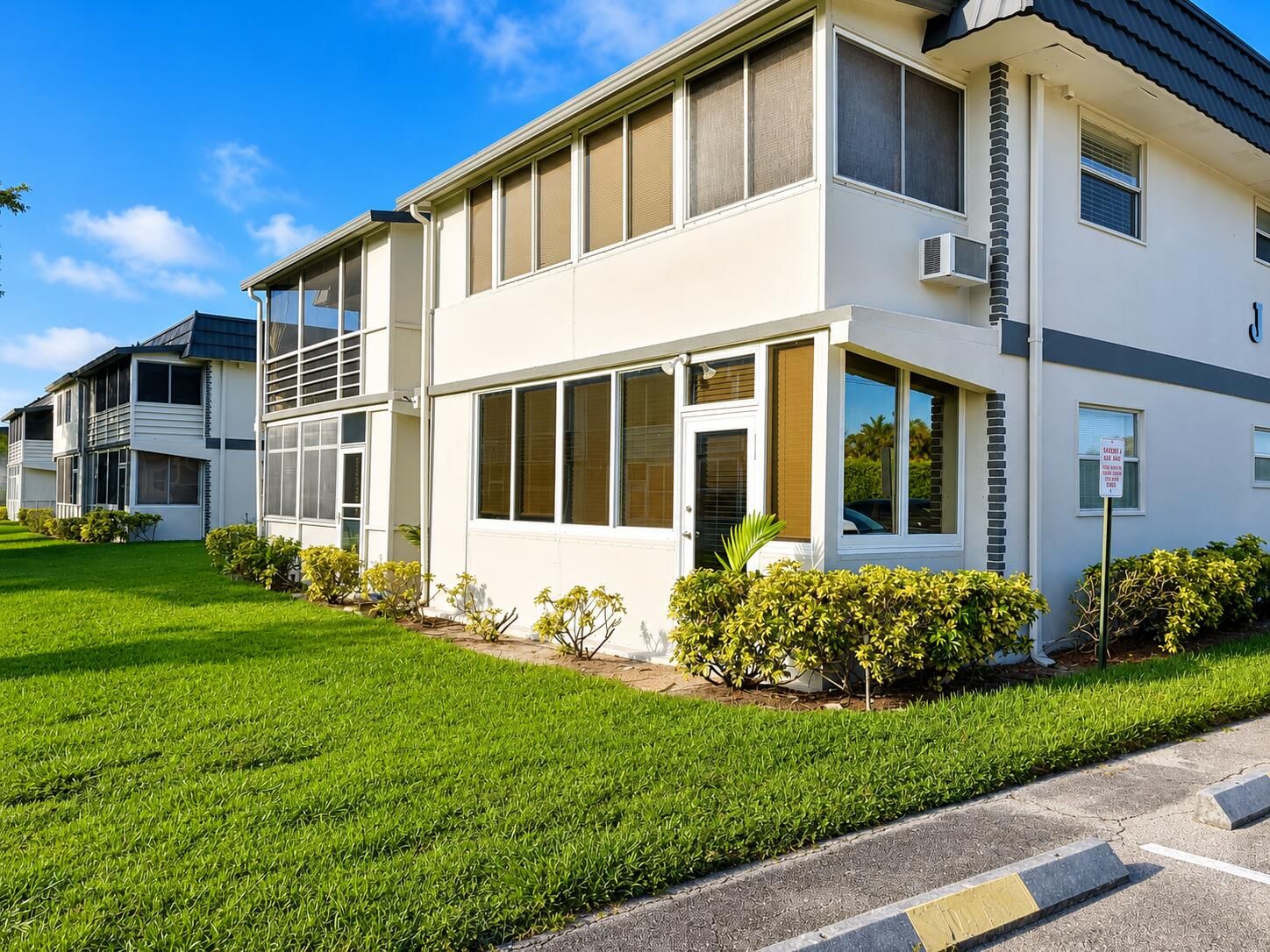 433 SAXONY J Way, Delray Beach, FL 33446 photo 4