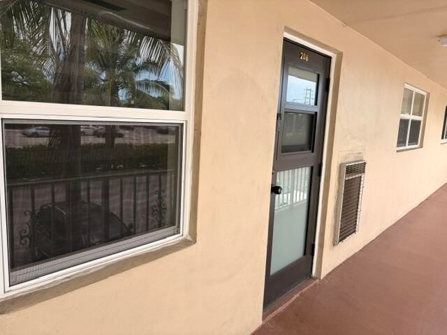 7205 W ATLANTIC Boulevard #206, Margate, FL 33063 photo 4
