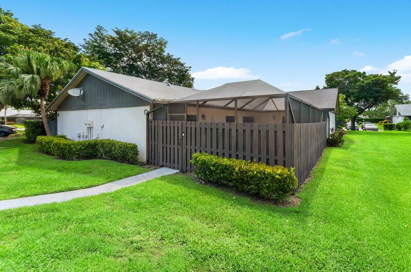 1158 Summit Trail Circle #C, West Palm Beach, FL 33415 photo 2