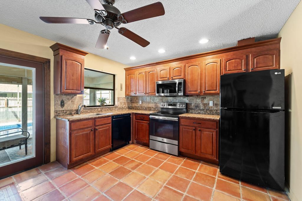 3753 Coelebs Avenue, Boynton Beach, FL 33436 photo 5